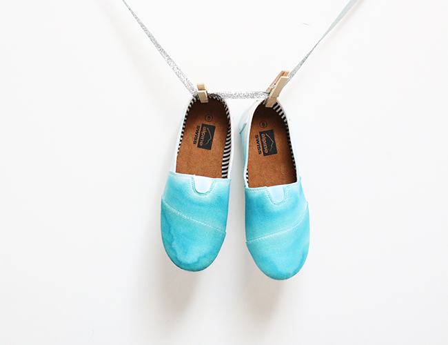 DIY_Dip-Dyed_Ombre _Shoes