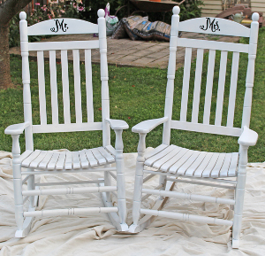 DIY-Personalized-Rocking-Chairs_Medium_ID-749268