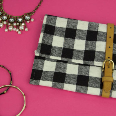 No-Sew Clutch from a Placemat thumbnail