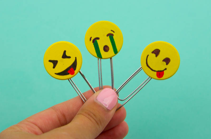 diy emoji crafts, diy emoji projects, emoji back to school crafts, emoji craft ideas, diy emoji craft ideas