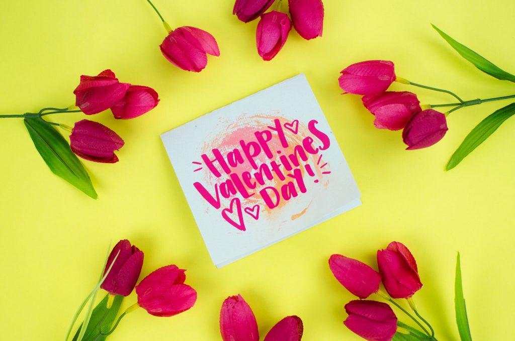 Easy DIY Watercolor Valentine's Day Cards