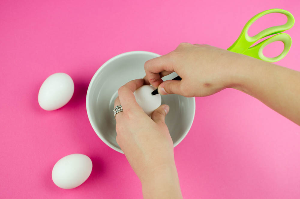 DIY Confetti Eggs to make your party a freaking amazing blast!