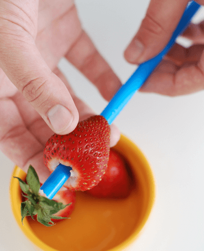 Remove Hulls from Strawberries using Straw 