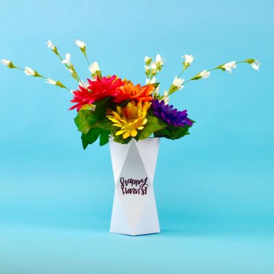 3D Paper Vase With The Cricut thumbnail