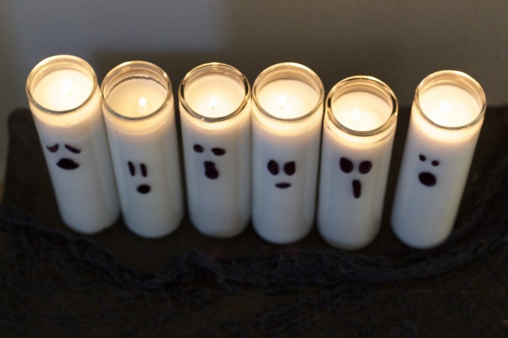 DIY Ghost Candles 