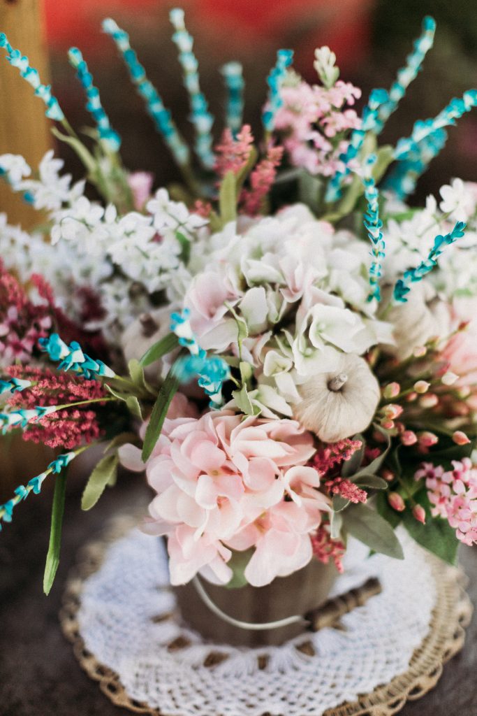 DIY Wedding Flowers - Wedding Centerpieces
