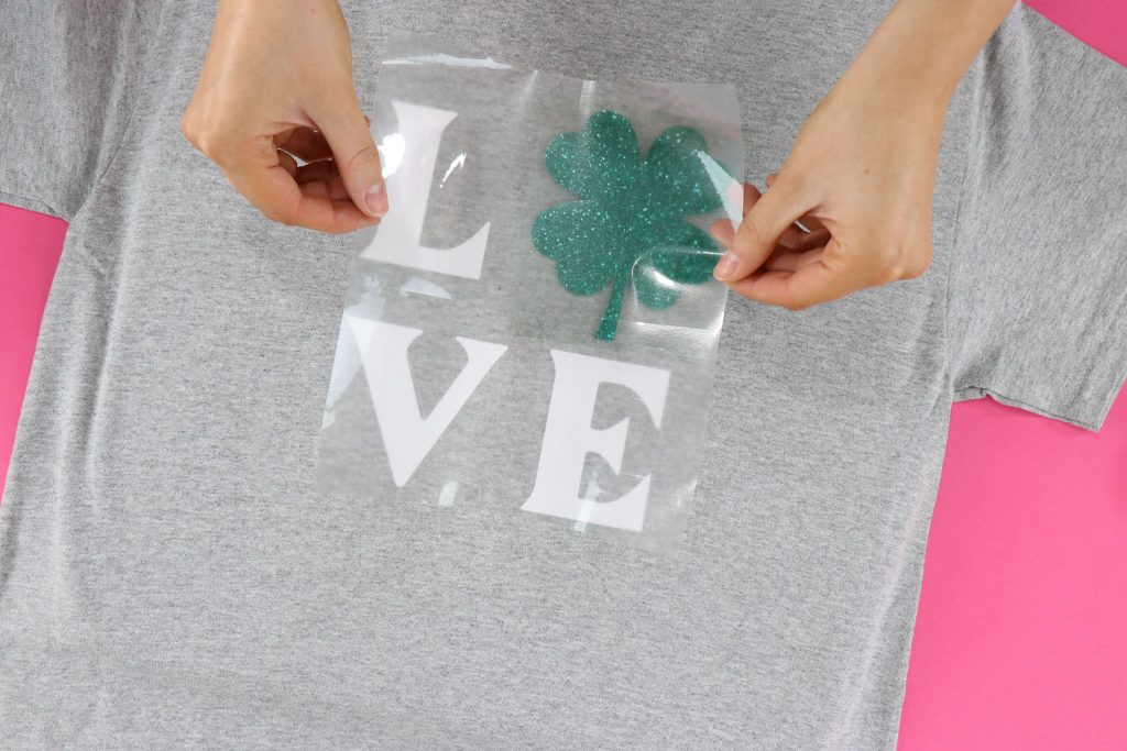 Easy St. Patrick's Day T-Shirt With Your Cricut!