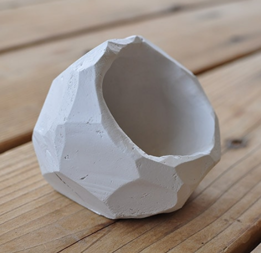 geometric clay jar using air-fryer for gifts and desk accessory 