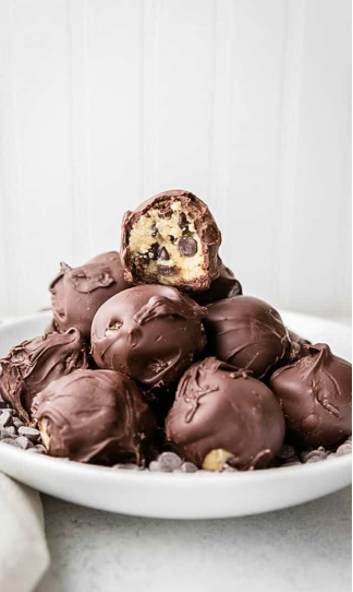 Keto chocolate chip cookie fat bombs