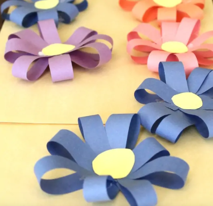 Colorful and simple 3D paper flowers perfect for kids