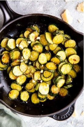Simple and healthy sauteed Zucchini 