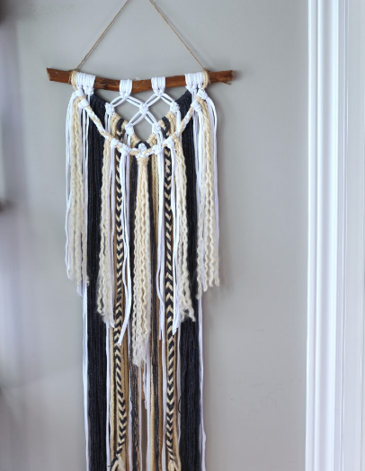 Easy homemade macrame wall hanging decor in 15 minutes