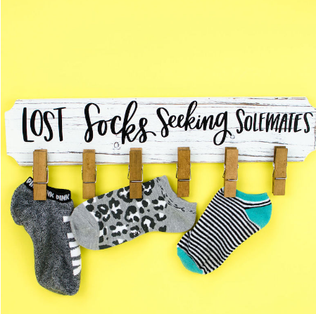 ADORABLE MISSING SOCKS ORGANIZER IN THE LAUNDRY AREA