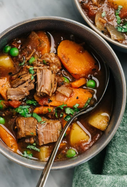 Slow cooked vegetable beef soup