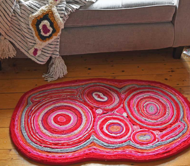 Unique and Colorful DIY Felt Rug Out of Recycled Sweaters 
