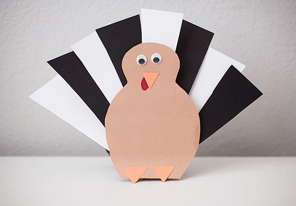 Homemade gratitude turkey craft for kids