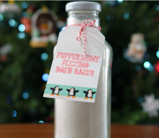 FIZZY PEPPERMINT BATH SALTS easy homemade Christmas gift