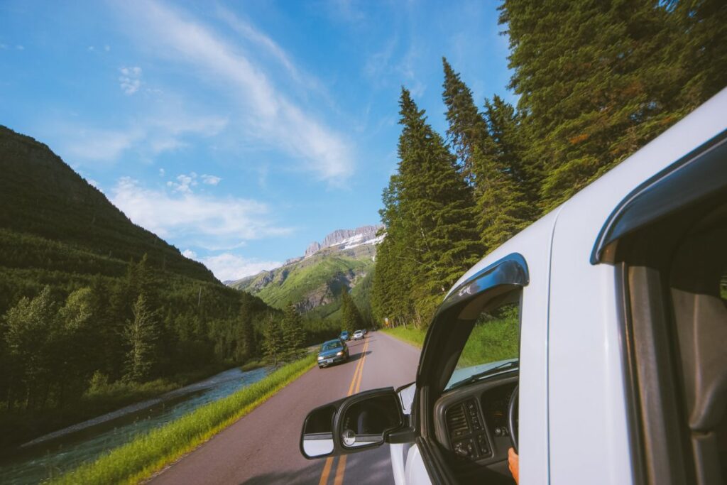 15 Best Road Trip Games for Adults