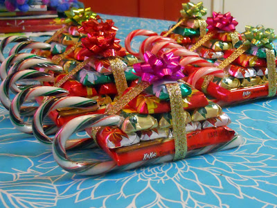 Fun, Cute and Colorful Candy Sleighs for Christmas
