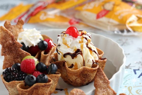 cinnamon sugar tortilla bowls served with mixed fruits and ice cream