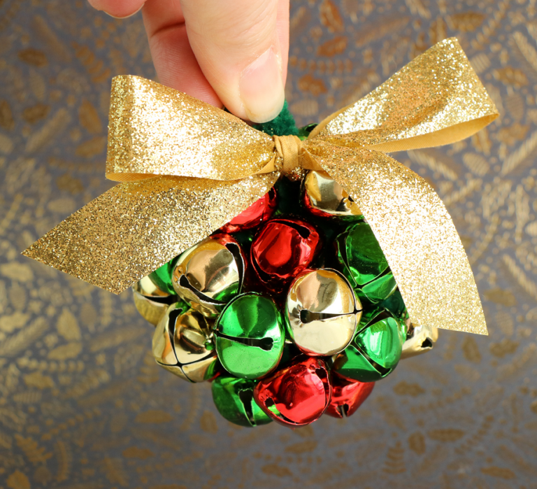 Colorful 3D Jingle Bell Ball Ornament Using Pipe Cleaners