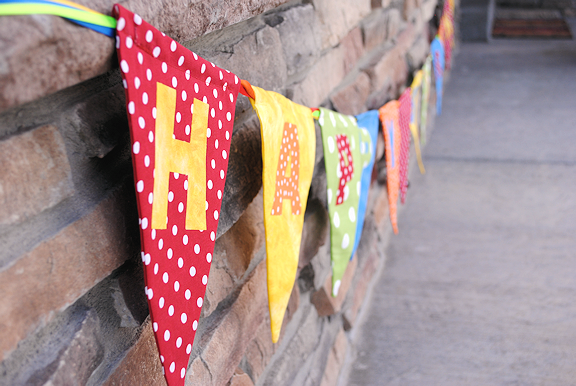 easy and simple Birthday Banner craft