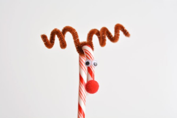 Candy Cane Reindeer Fun, Easy, and Simple Christmas Craft for Kids 