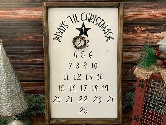 Fun and Easy to Make DIY Christmas Tree Countdown Sign