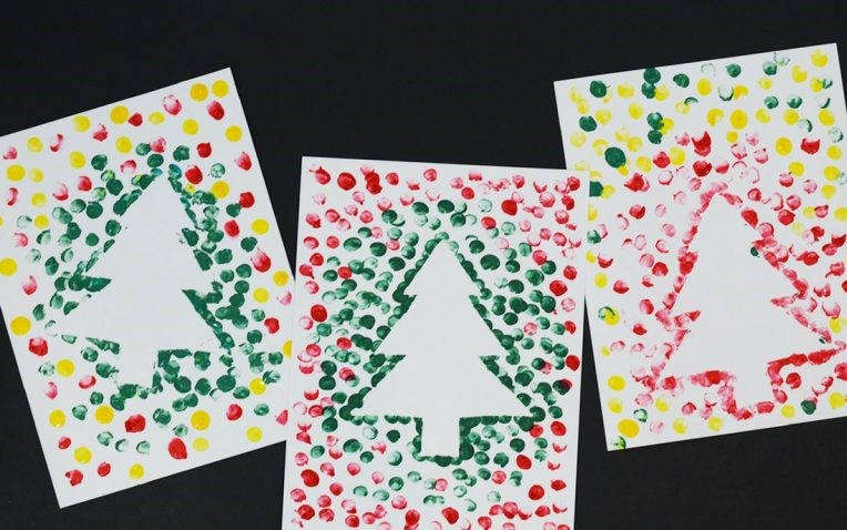 Christmas Tree Thumbprint simple and fun Art Craft for kids 