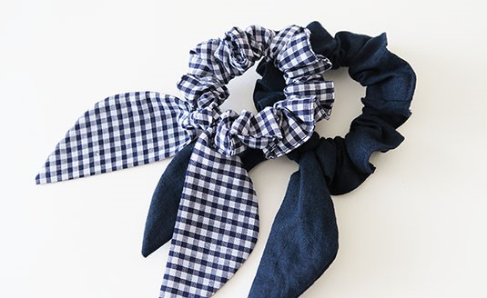 easy and cute DIY Scrunchie with Hair Tie project
