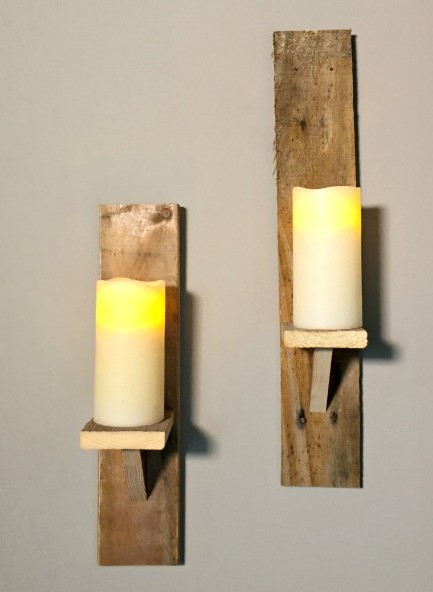 Pallet wall candle holders