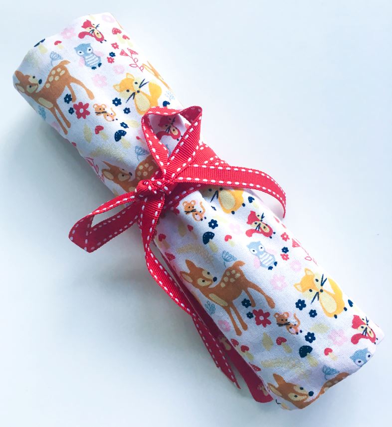 Adorable PENCIL CASE ROLL UP sewing project for kids