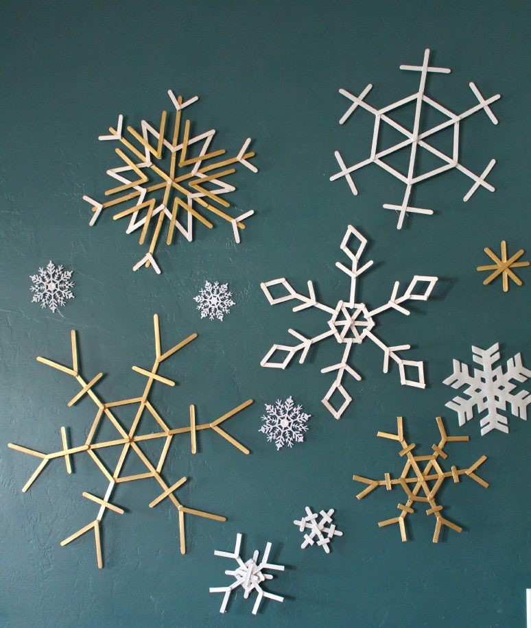 POPSICLE STICKS SNOWFLAKES FUN CHRISTMAS PROJECT FOR THE KIDS 