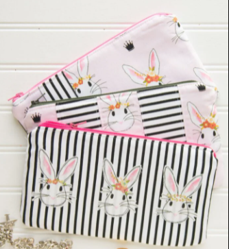 Cute and Simple Zip Pouch Sewing Project