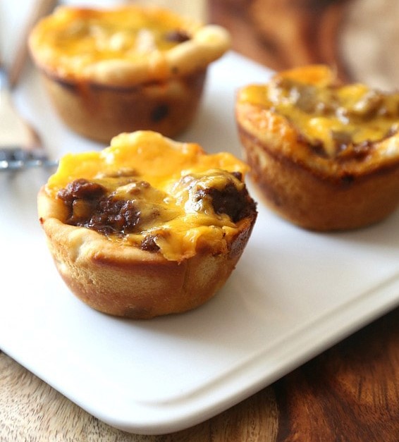 BBQ Sloppy Joe Muffins with beef, cheese and barbecue sauce, BBQ muffins recipe for dinner