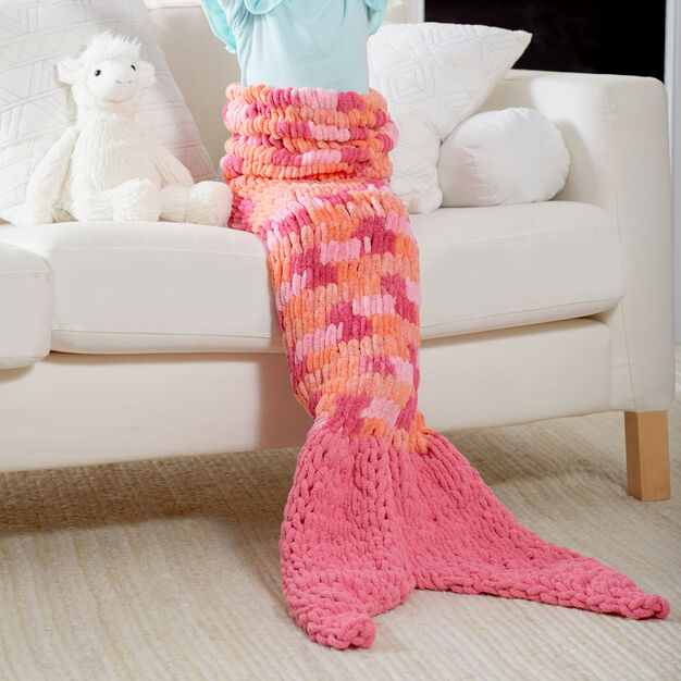 Loopy Mermaid Tail Blanket