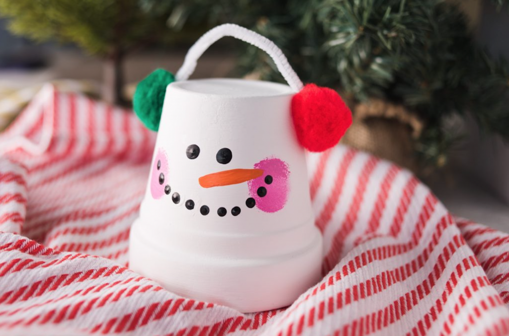 Clay pot snowman 