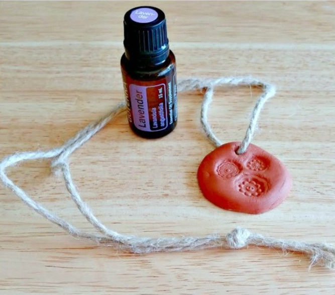 DIY Essential Oils Diffuser Necklace in 10 Minutes Easy Project To Make