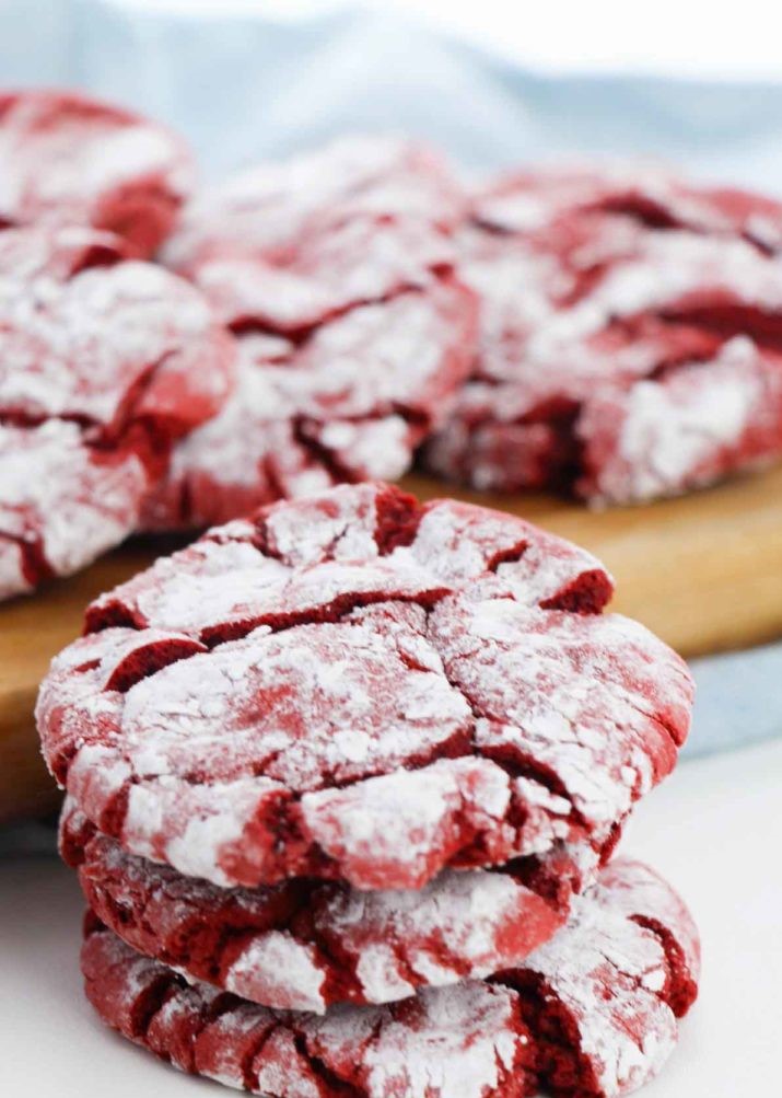 red velvet crinkle cookies chewy and flavorful Valentines Day treat