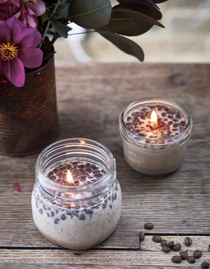 Coffee Candles to Get Rid of Odors with comforting and invigorating scent