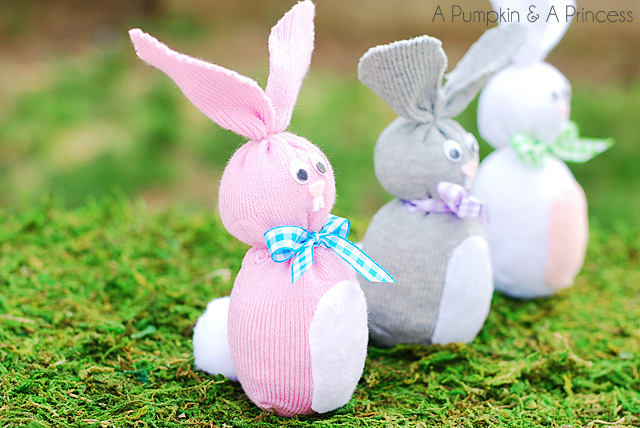 Easy and Cute Easter Sock Bunny Crafts for Kids