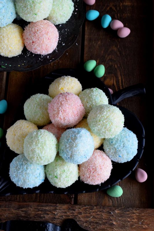 Easter Bunny Coconut Tails no-bake, easy, kid-friendly dessert recipe