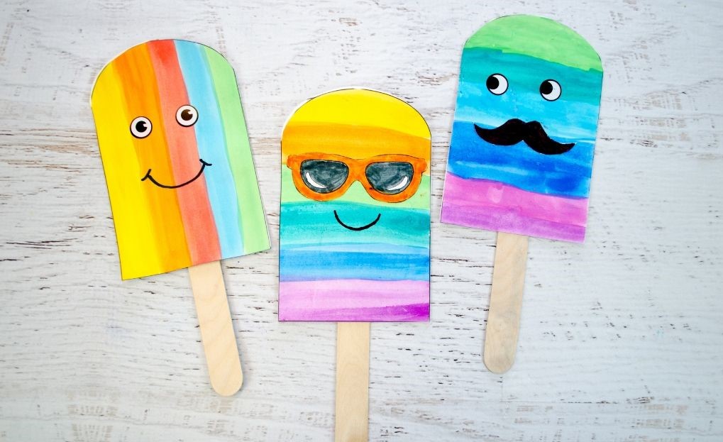 COLORFUL AND EASY POPSICLE FATHER’S DAY CARD CRAFT
