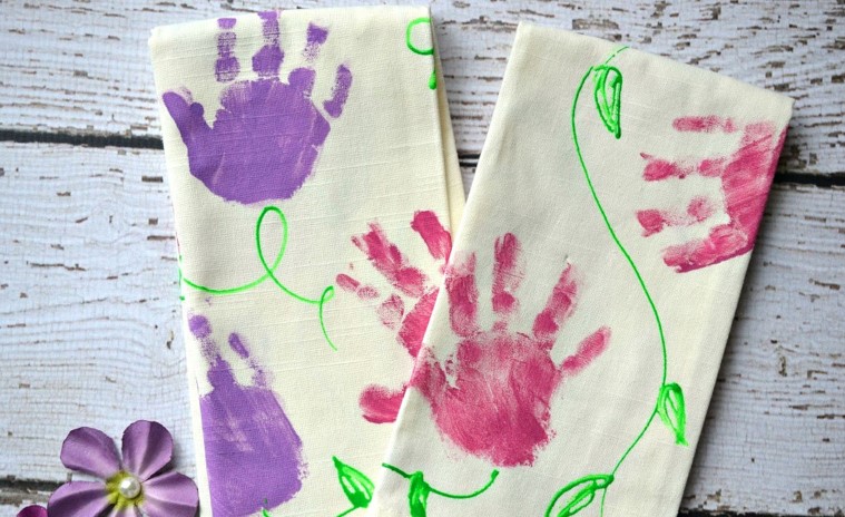 Handmade Handprint Cute Flower Napkins Gift for Mother's Day