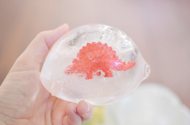 CUTE AND FUN DINOSAUR ICE EGGS CRAFT TO MAKE FOR KIDS