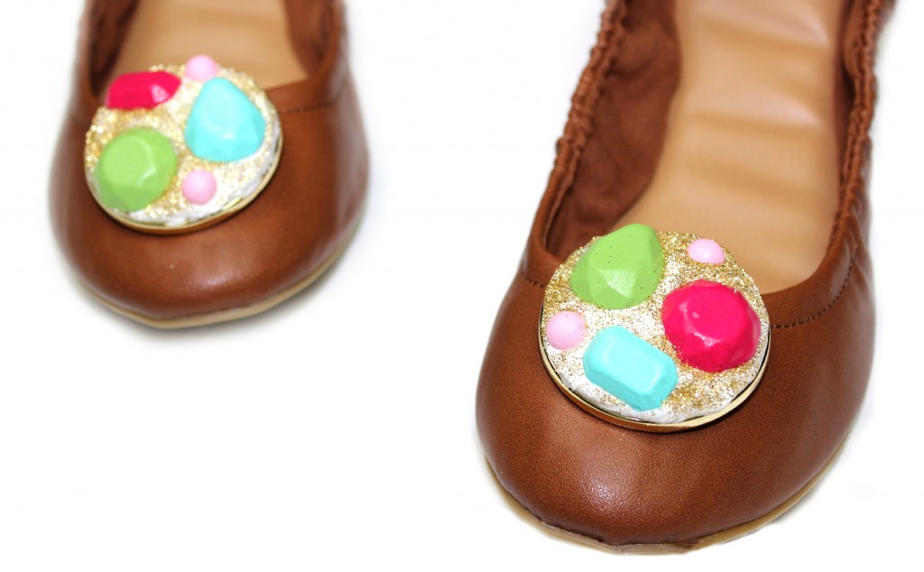 SUPER CUTE AND EASY DECODEN STYLE SHOE CLIPS