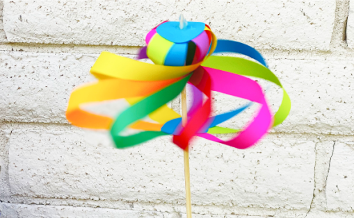 Rainbow paper spinner toy 