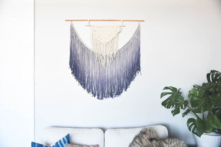 DIY OMBRE DYED MACRAME WALL HANGING HOME DECOR