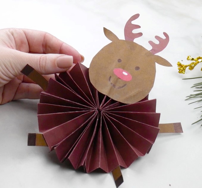 fun Paper Rosette Reindeer Craft