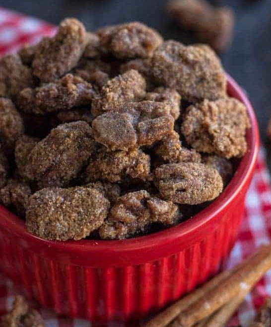Delicious slow cooker cinnamon pecans perfect for Holiday